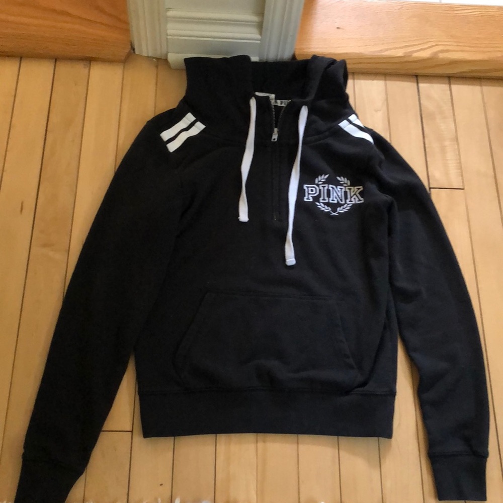 VS Pink black sweatshirt
